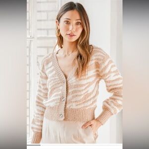 Lulus Easy There Tan Tiger Print Fuzzy Knit Cropped Cardigan Sweater XS